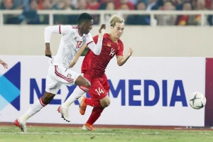 Thầy trò ông Park thảnh thơi chờ quyết chiến UAE