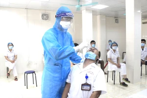 Cả nước tổng lực chi viện cho TP.HCM chống dịch