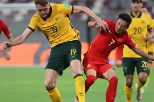 Truyền thông Trung Quốc chỉ ra điểm yếu của Úc nhưng mũi dùi lại chĩa sang HLV Li Tie và các tuyển thủ Trung Quốc. Ảnh: GETTY IMAGES 