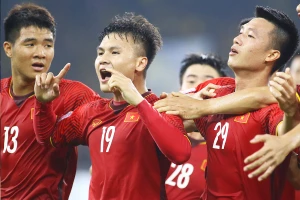 Thầy trò HLV Park Hang-seo chưa biết thua trên sân Mỹ Đình. Ảnh: TRÂM ANH 