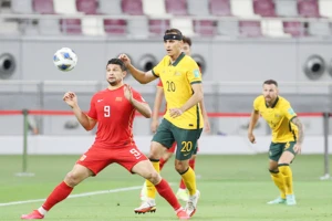 Đội Trung Quốc bất lực trước đội Úc mạnh hơn về nhiều mặt. Ảnh: GETTY IMAGES