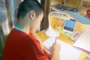 Giáo viên vất vả... đi tìm học sinh