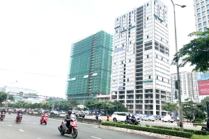 Giao dịch giảm, giá nhà, đất TP.HCM vẫn tăng