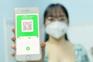 Lập đường dây nóng tiếp nhận thông tin tiêm chủng