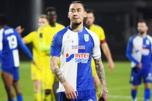 Tiền đạo Billy trở về từ Pháp sẽ là vũ khí bí mật của Lào. Ảnh: AFF