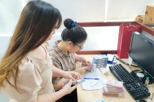 Tiền mới, tiền hổ ​mạ ​vàng… vào ​mùa ​tết