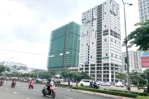 Giá căn hộ tăng cao dù ít người mua