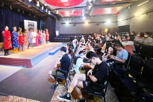 Kịch tết được đà hào hứng tiến tới