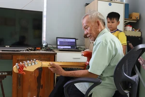 Nghệ nhân Võ Kệ: Tuổi thơ dữ dội với đờn ca tài tử