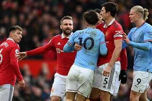 Man. Utd từng bị Man. City vùi dập ở Etihad. Ảnh: GETTY IMAGES
