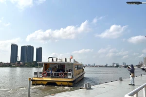 TP.HCM đang triển khai nhiều sản phẩm du lịch kết hợp với giao thông thủy. Ảnh: ĐÀO TRANG