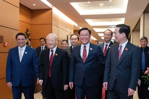 Tổng Bí thư Nguyễn Phú Trọng, Chủ tịch nước Võ Văn Thưởng, Chủ tịch Quốc hội Vương Đình Huệ, Thủ tướng Phạm Minh Chính cùng các lãnh đạo Đảng, Nhà nước đến dự phiên khai mạc kỳ họp thứ sáu, Quốc hội khóa XV. Ảnh: QH