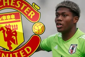 Zion Suzuki bị ví là “Ona” Suzuki từ cái tên thủ môn Onana của MU. Ảnh: GETTY IMAGES 