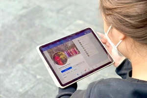 Phải tìm hiểu thật kỹ những cuộc thi được thông báo trên mạng xã hội để tránh bị lừa đảo. Ảnh: TM