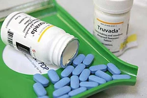 Chỉ 30% bệnh nhân HIV/AIDS có BHYT