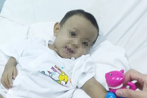 Ca ghép gan đặc biệt với bệnh nhi 18 tháng tuổi