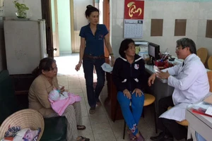 Tết ấm áp của sản phụ nghèo không tiền đóng viện phí