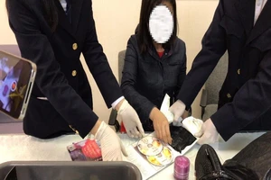 Bắt 1 phụ nữ vận chuyển ma tuý từ Brazil về Việt Nam