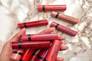 Mừng 8-3, mỹ phẩm chính hãng giảm nửa giá tại AB Beauty World