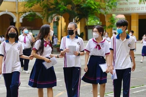 TP.HCM: Lùi giờ vào lớp nhưng phải mở cửa đón học sinh từ 6g30 