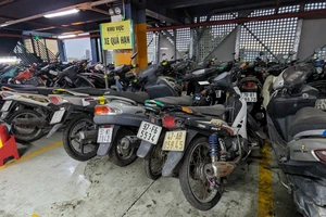 Công an TP.HCM chỉ đạo xử lý hàng ngàn xe 'vô chủ' tại bến xe, sân bay