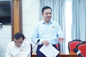 Cử tri 96 tuổi tại TP.HCM xúc động khi nhận thư trả lời của Chủ tịch Quốc hội