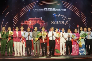 Đặc sắc chương trình nghệ thuật 'Con đường thế kỷ Người đi' 