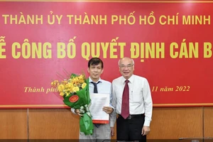 Phó Tổng Biên tập Nguyễn Khắc Văn phụ trách, điều hành báo Sài Gòn Giải Phóng
