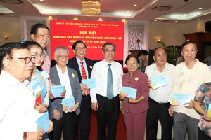 Ông Nguyễn Phước Lộc tin tưởng đồng bào dân tộc thiểu số tiếp tục chung sức xây dựng TP.HCM