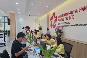 Ban Thường vụ Thành ủy TP.HCM phân cấp, ủy quyền việc tuyển dụng, sử dụng cán bộ, công chức