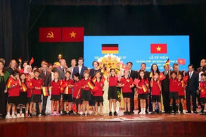  Đức sẽ đào tạo các chuyên gia cho Trung tâm Tài chính Quốc tế TP.HCM