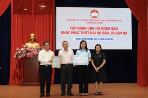 TP.HCM tiếp nhận thêm 6 tỉ đồng hỗ trợ đồng bào vùng bão số 10