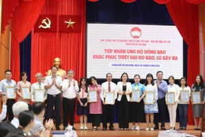 TP.HCM tiếp tục hỗ trợ 40 tỉ đồng cho bà con vùng bão lũ ở miền Trung