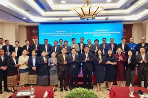 TP.HCM chia sẻ kinh nghiệm phát triển kinh tế - xã hội với tỉnh Houaphanh, Lào