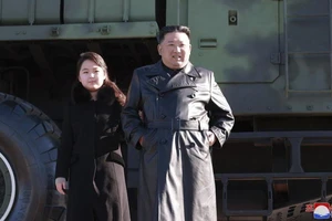 Giải mã những lần xuất hiện bất ngờ của con gái ông Kim Jong-un