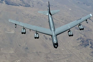 Máy bay ném bom B-52 của Mỹ trong một cuộc tập trận với Hàn Quốc hồi tháng 11-2022. Ảnh: YONHAP