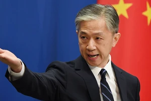 Phát ngôn viên Bộ Ngoại giao Trung Quốc - ông Uông Văn Bân. Ảnh: AFP