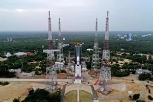 Ấn Độ phóng tàu vũ trụ Chandrayaan-3 thám hiểm Mặt Trăng