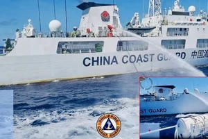VIDEO: Tàu Trung Quốc bắn vòi rồng vào tàu Philippines 