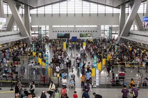 Philippines: 42 sân bay trong tình trạng báo động vì cảnh báo nổ bom