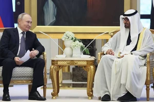 Ông Putin đến UAE và Saudi Arabia, bàn loạt vấn đề quan trọng
