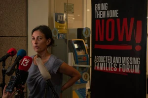 'Con ơi, hãy sống!'