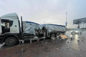 Đoàn xe viện trợ Gaza trúng hỏa lực hải quân Israel?