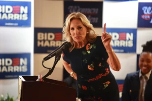 Vai trò và sức ảnh hưởng của Đệ nhất phu nhân Jill Biden trong chiến dịch tranh cử của chồng