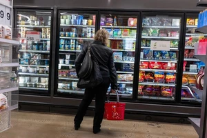 Nền kinh tế YOLO đang 'chết dần' và hệ luỵ