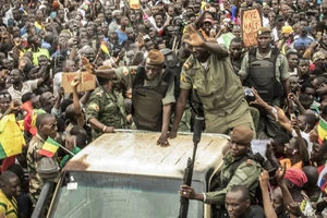 Burkina Faso, Mali và Niger ký hiệp ước Liên minh các quốc gia Sahel