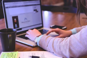 Úc: Nhân viên được quyền 'ngắt kết nối' công việc sau giờ làm