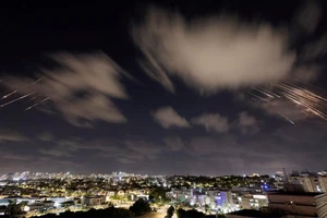 Căng thẳng Trung Đông dai dẳng, cả Israel và Iran đều gặp khó