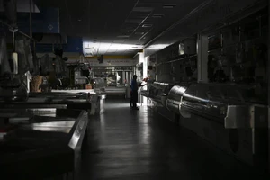 Châu Âu mất điện quy mô lớn, Tây Ban Nha và Bồ Đào Nha 'tê liệt'