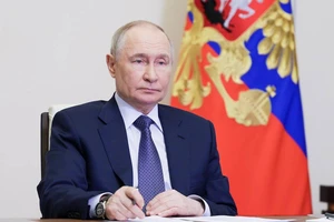 Ông Putin điện đàm Tổng thống Iran và Thủ tướng Israel